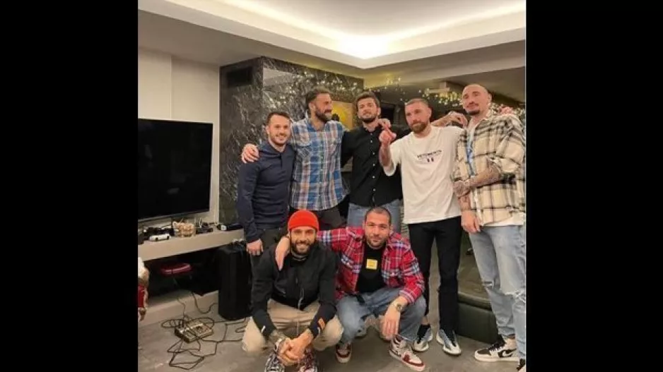 Παρέα... οι Γεωργιανοί μετά το ντέρμπι