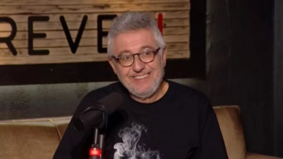 Κόκκινο... στο Στάθη Παναγιωτόπουλο