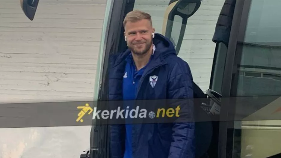 ΦΩΤΟΣ/Στο γήπεδο η Ανόρθωση