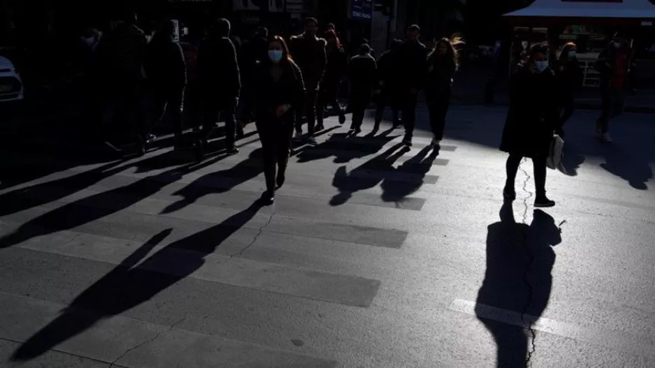 28.828 νέα κρούσματα σήμερα/ΕΛΛΑΔΑ