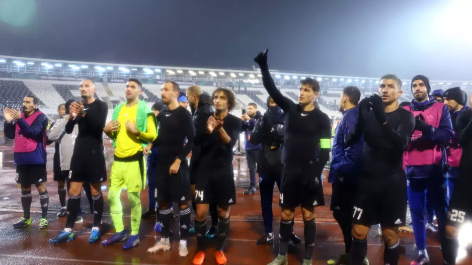 Φανέλες και RESPECT σε Μαχητές! (φώτος)