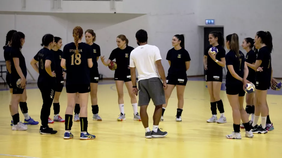 Νίκες για ΑΟ Αραδίππου και Πανελλήνιο