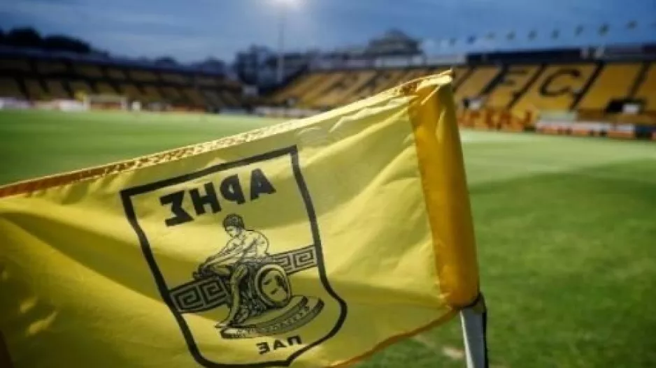«Φαίνεται ότι απαγορεύεται να κερδίζει ο Άρης στην Αθήνα»