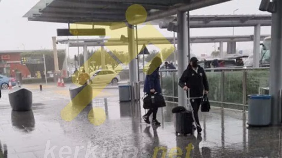 Ανοιξαν οι ουρανοί... στην άφιξη της Ανόρθωσης! (φώτος/βίντεο)