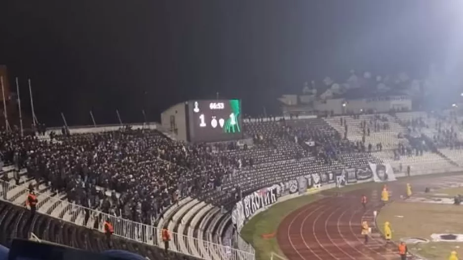 Σάρωσε το "Κύπρος-Ελληνική" από Σέρβους και Μαχητές!