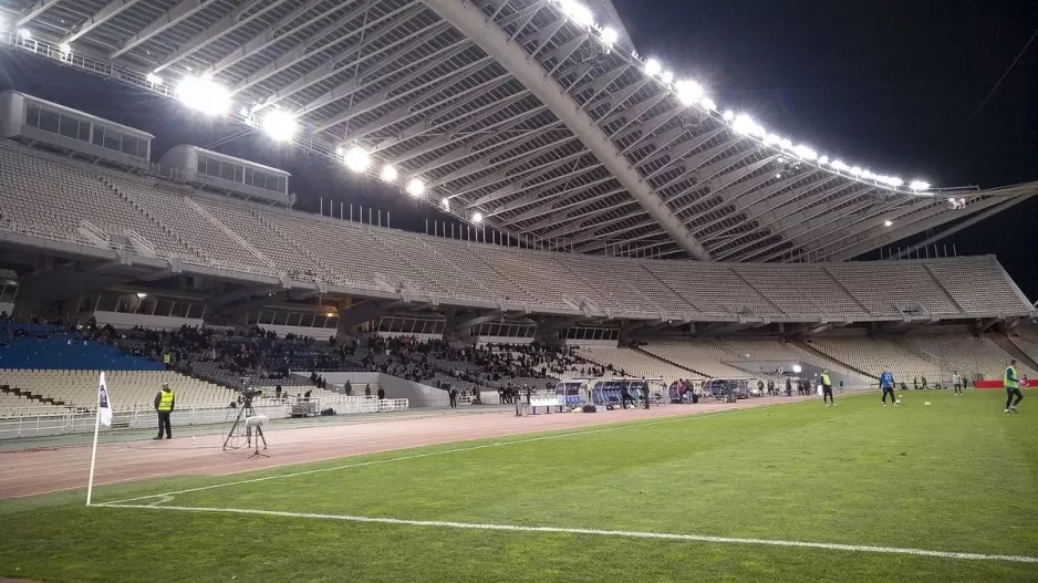 Τι γίνεται με τα γήπεδα στην Ελλάδα... 