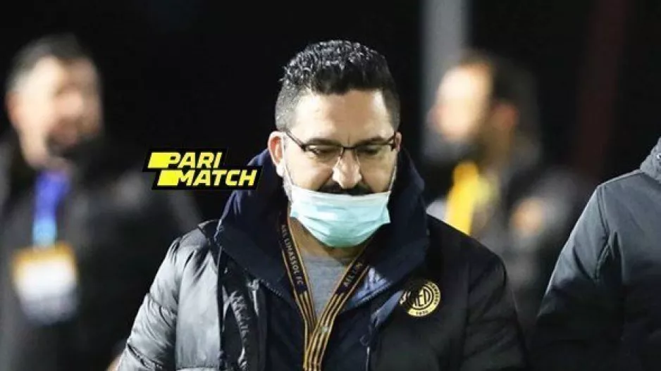 "Επαιξε" μπάλα, δέχθηκε και κίτρινη ο Θεόδωρος!