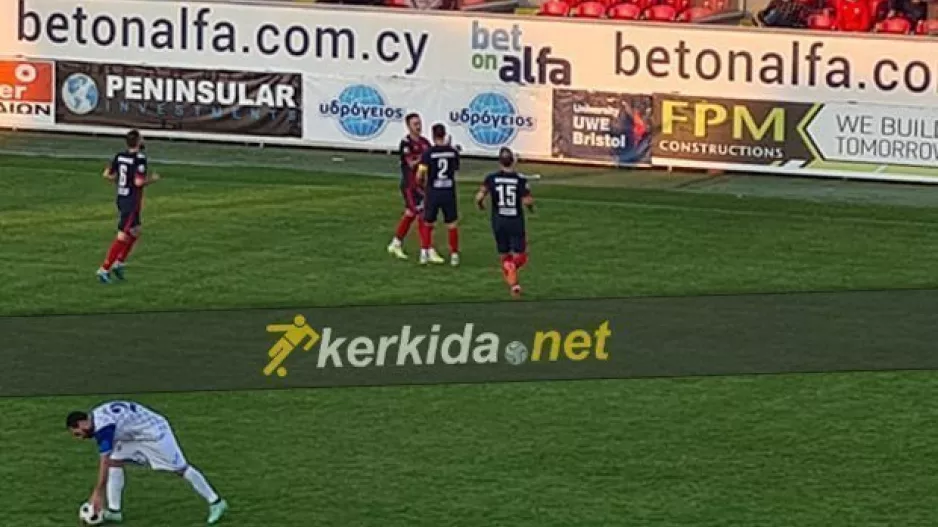 Ονειρικό ντεμπούτο με γκολ και τριάρα!