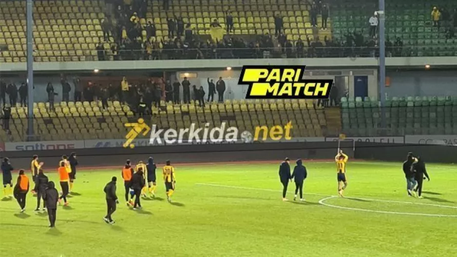 Οι ΑΕΛίστες χειροκρότησαν... και περιμένουν! (φώτος)