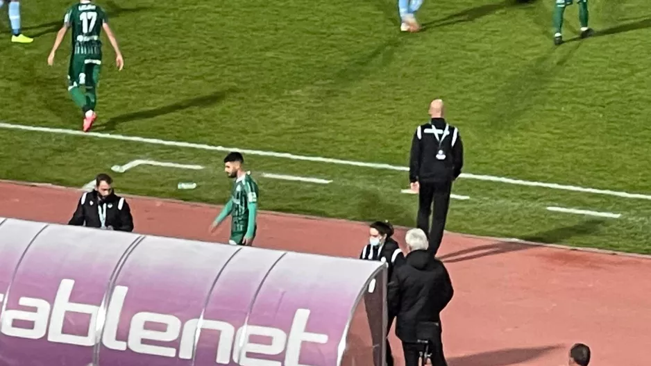 Αλλαγή στην αλλαγή μετά από 5 λεπτά η Ομόνοια!