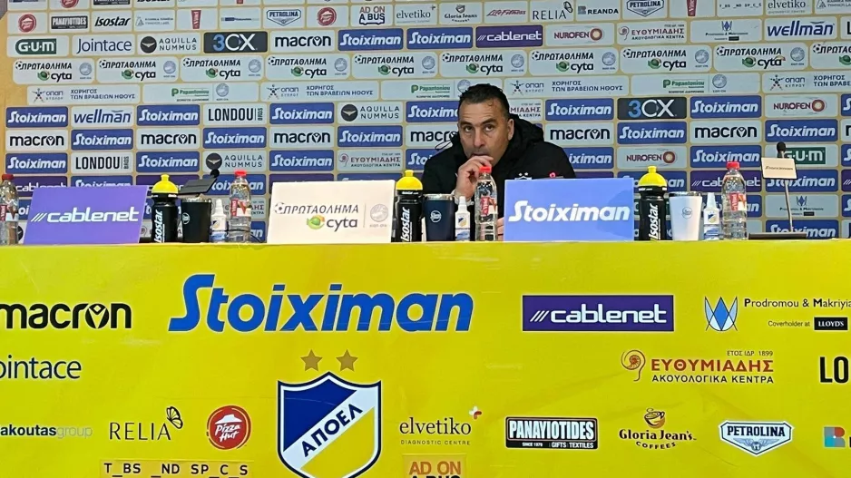 Σωφρόνης: "Να μην ξεχνάμε τι γράφατε όλοι στα προηγούμενα παιχνίδια"