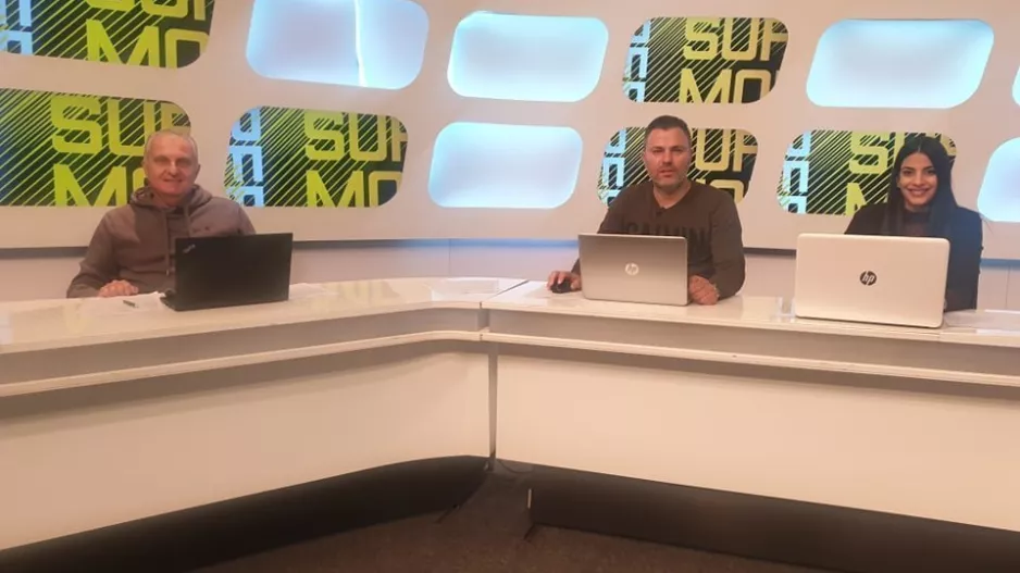 ΤOP/SUPER MONDAY