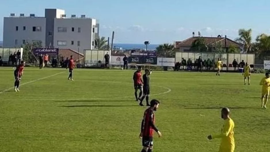 Καρμιώτισσα-Αχυρώνας: Τρίτωσε... το καλό με τριάρα! (φώτος)