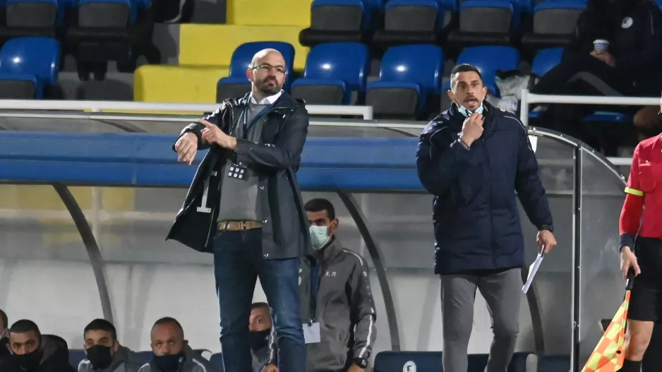 Λιγοστεύει ο χρόνος...