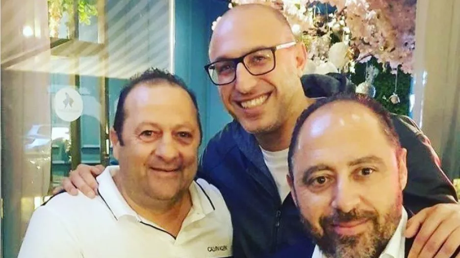 Αινιγματική ανάρτηση - Παραλίμνι!