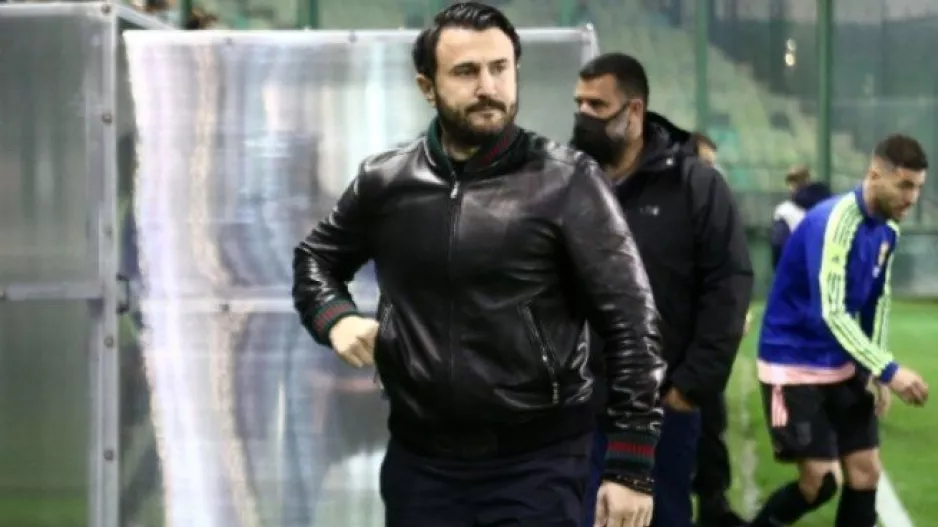 Καρυπίδης: «Να βλέπω πάθος και στο γήπεδο… όχι μόνο για τις πληρωμές»