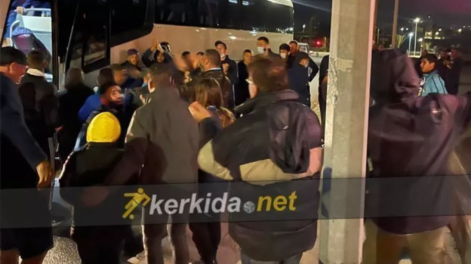 (ΒΙΝΤΕΟΣ/ΦΩΤΟΣ Kerkida) Αποθέωση... τα μεσάνυχτα!