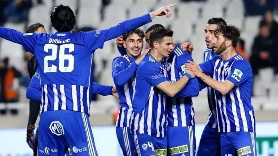 ΑΠΟΕΛ - Ανόρθωση: Λάζαρος και Χρυσοστόμου την εκτόξευσαν 2η! (φώτος)