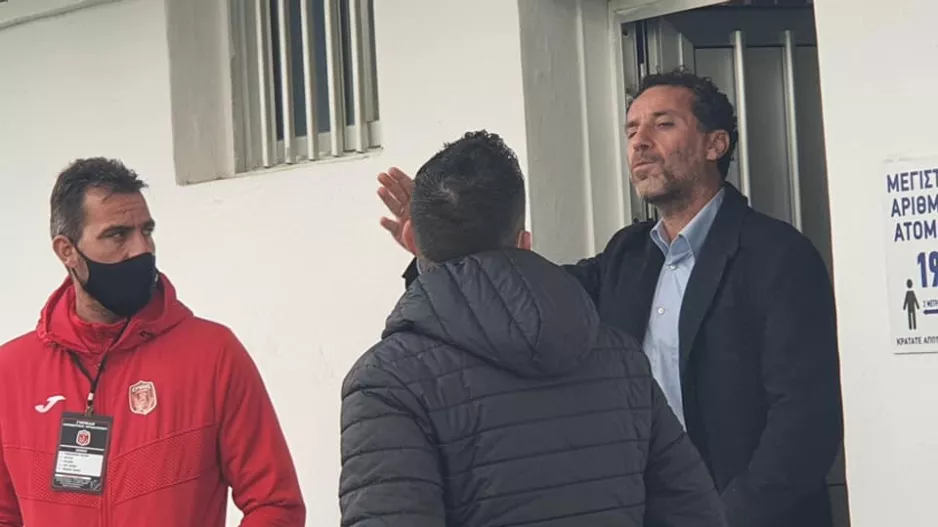 Ερμής για ντεμπούτο Γκούμα