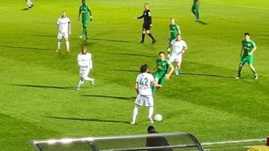 Τρίτο δοκάρι σε 2 ματς ο Ντίσκερουντ! 