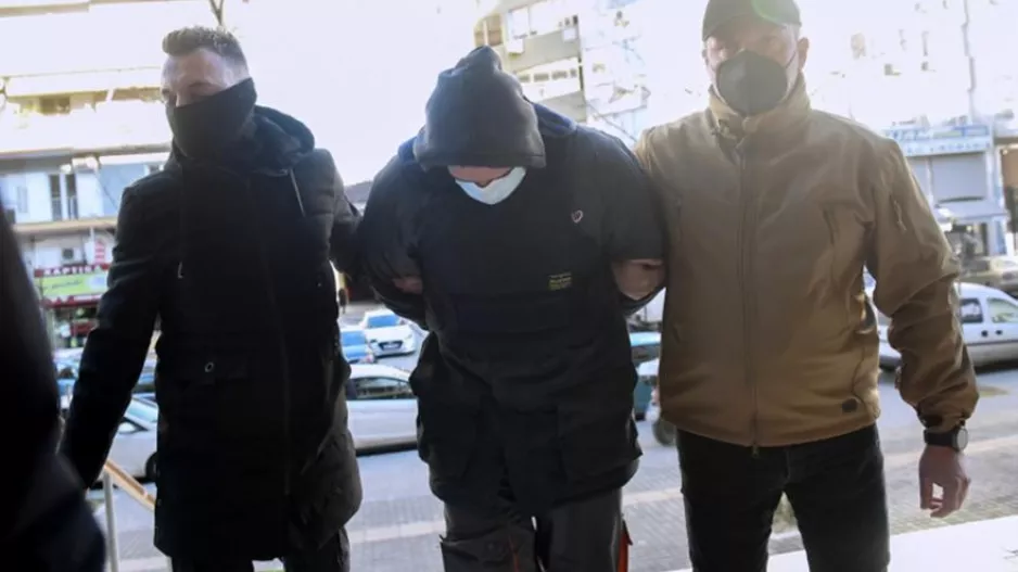 Αναζητούν 12-15 άτομα - Βίντεο δείχνει τον 23χρονο να μπαίνει στον σύνδεσμο