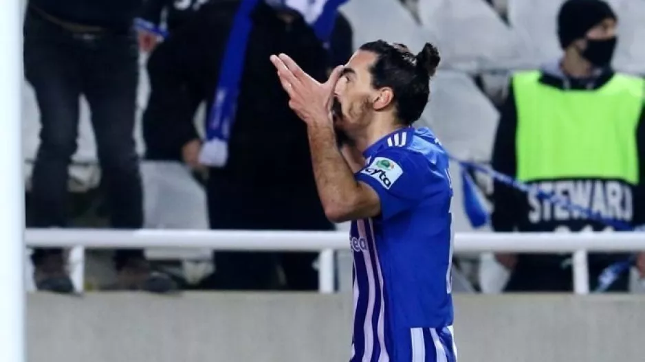 Λάζαρος: "Οι θρύλοι δεν νοιάζονται!!!" (φώτο)