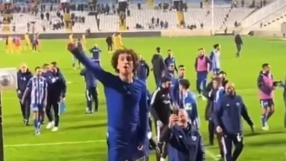 ΑΠΟΕΛ για Ουάρντα με βίντεο/"Δεν έχουν χώρο στο ποδόσφαιρο, συμπεριφορές όπως αυτού του «κύριου»"