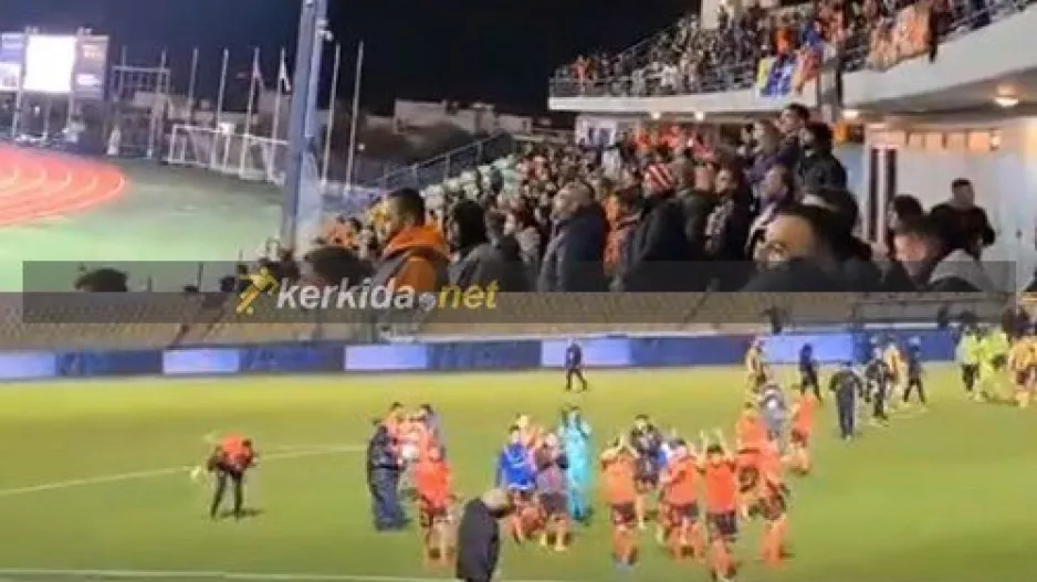 ΑΠΟΕΛίστες σε παίκτες: "Πρωτάθλημα και κύπελλο ξανά στο ΑΠΟΕΛ!" (βίντεο)