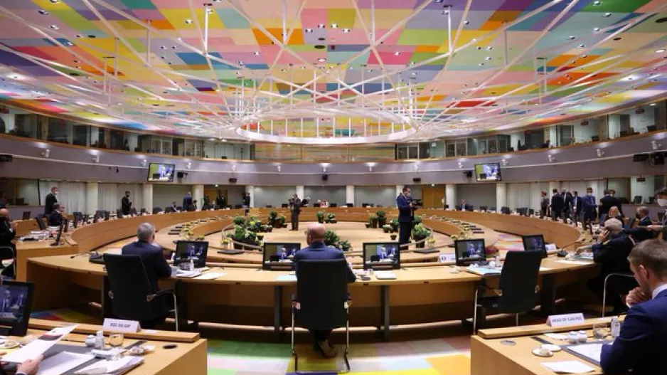 Κυρώσεις σε Ρωσία αποφάσισαν οι «27»