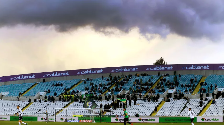 Αποχώρησαν... απογοητευμένοι