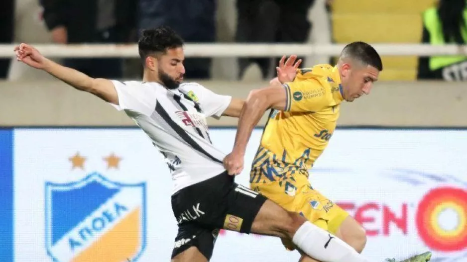 23+23 φάουλ!!