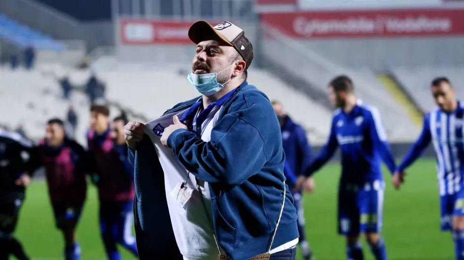 Μπήκε στο γήπεδο ο Α.Πουλλαϊδης