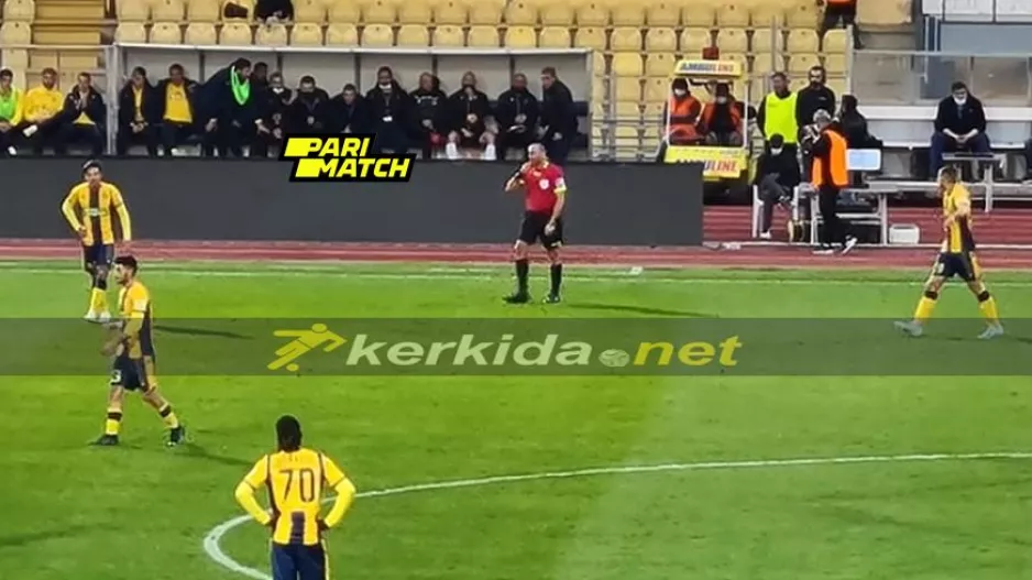 On field review, πέναλτι και... γκολ!