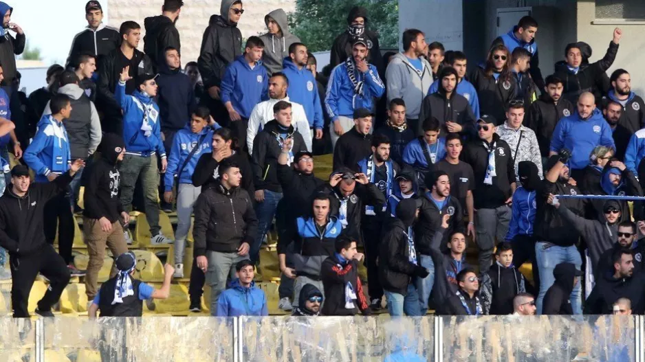 (ΑΝΟ) Παροξυσμός για τα "μαγικά" χαρτάκια - Χτυπούν... ασταμάτητα τα τηλέφωνα!