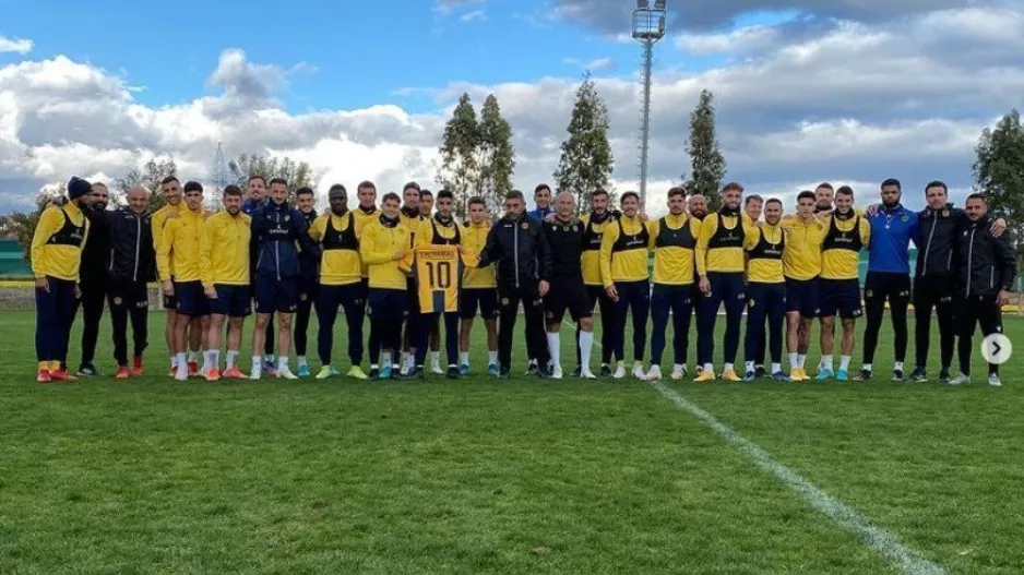 ΑΕΛ... δίπλα στον Ζαχαρία (Βίντεο)