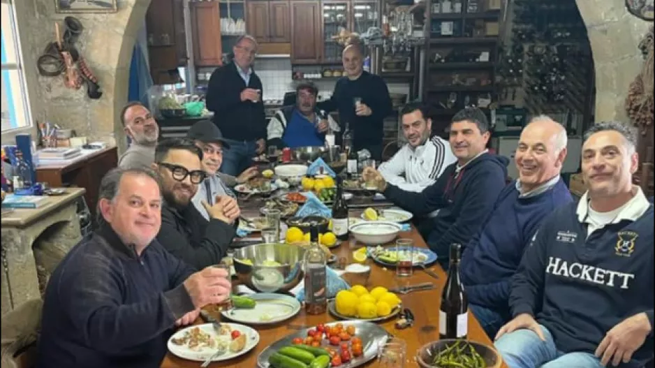 Έφαγαν και τα... είπαν για την ΑΝΟ (φώτος)