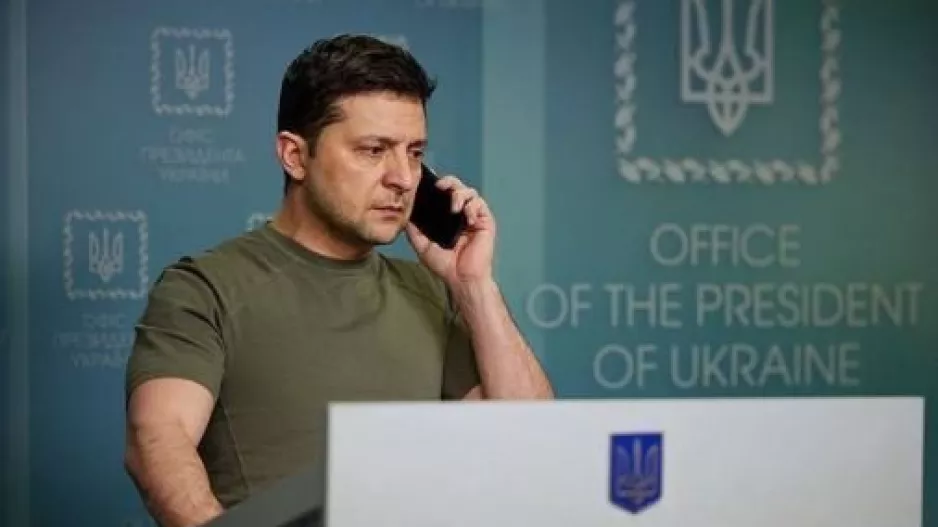 Κάλεσμα Ζελένσκι στον Πούτιν για διαπραγματεύσεις σε ουδέτερο έδαφος
