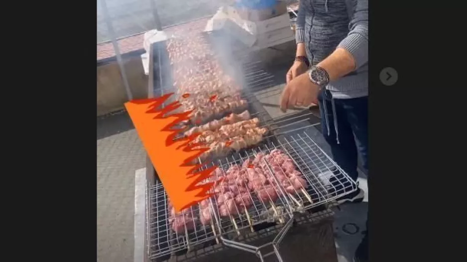 Σουβλάκια (ΑΠΟΕΛ)