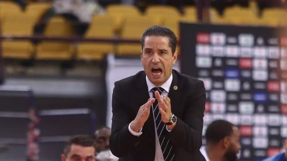 Την κέρδισε ο Λειβαδιώτης και εκείνη "έφαγε" τον Σφαιρόπουλο