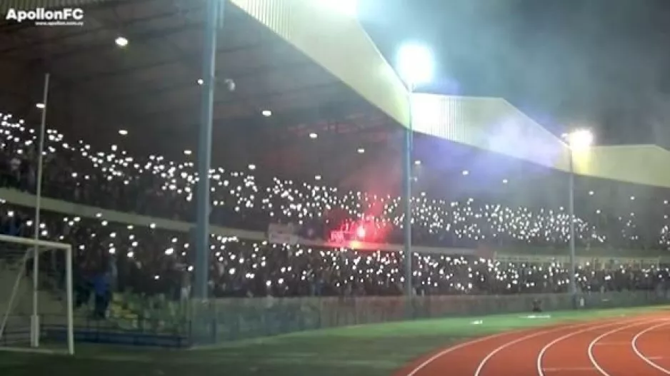 (ΒΙΝΤΕΟ) Μήνυμα ο Απόλλωνας με... show απ' την κερκίδα!