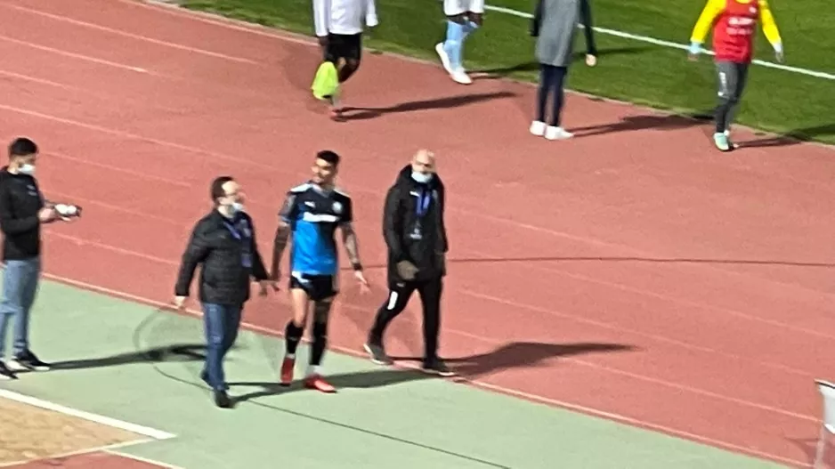 Aναγκαστική στο 45' ο Κατελάρης
