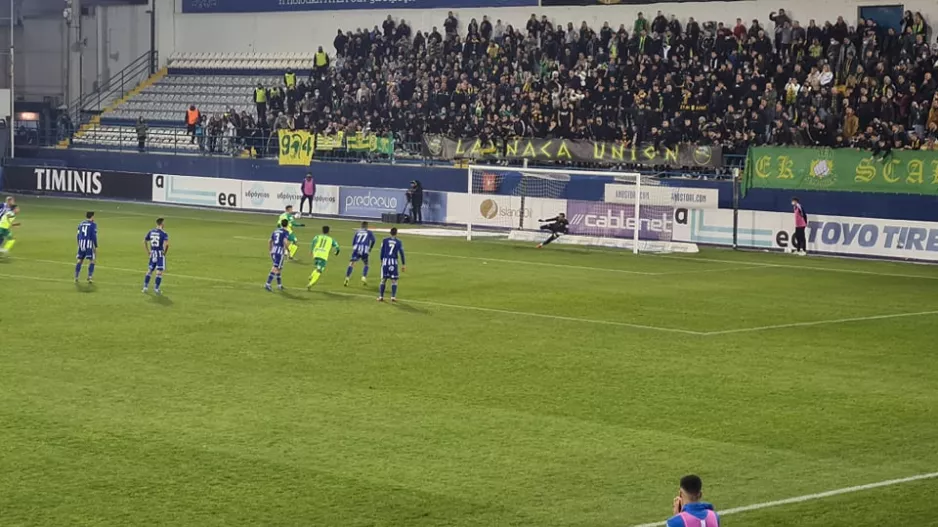 Με "Τρίσκο" το 0-2 η ΑΕΚ! (βίντεο)