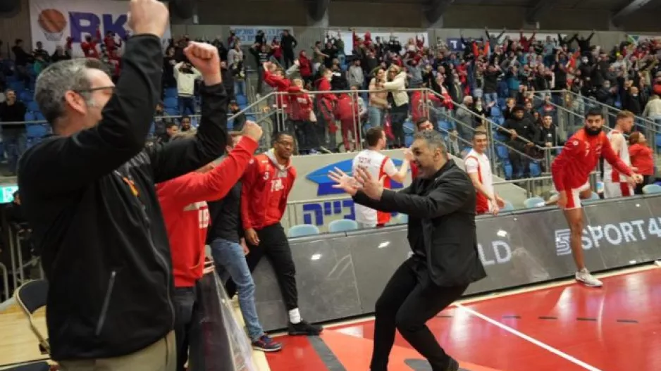 Έτσι πανηγύρισε ο Λείβας τον θρίαμβο επί της Μακάμπι