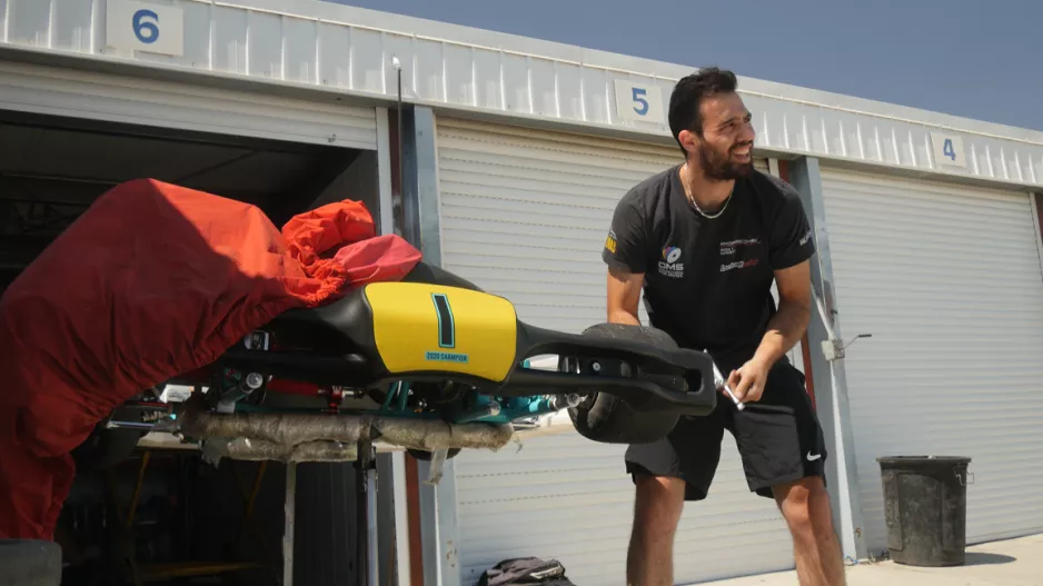 The Racing Line: Αυτή την Κυριακή το συναρπαστικό πρώτο επεισόδιο