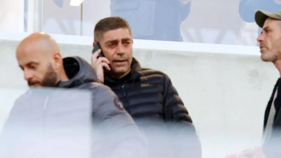 Στο... τηλέφωνο ο Παντελίδης