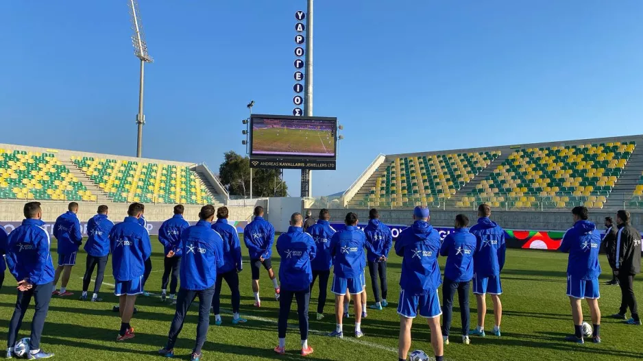 (Κωστένογλου) Μάθημα τακτικής με την χρήση του ηλεκτρονικού πίνακα!
