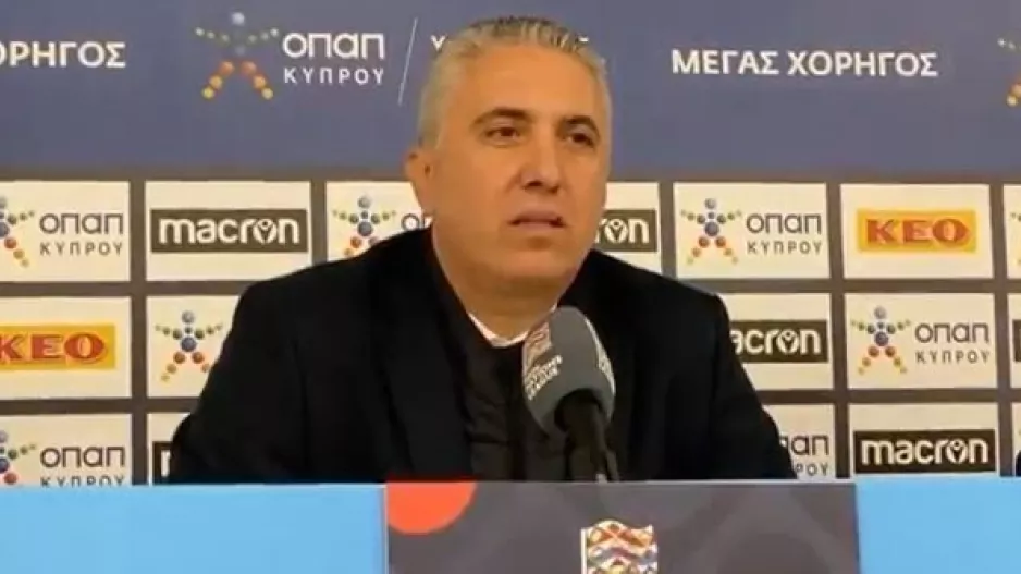 Κωστένογλου/"Χαμηλοί τόνοι- Έχουμε δύσκολο γκρουπ... το καλοκαίρι" (βίντεο)