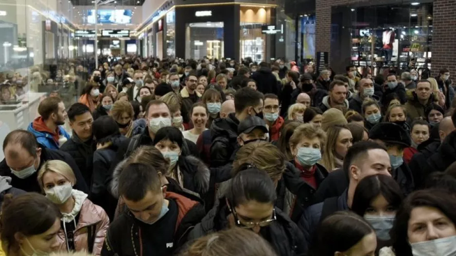 Αναστέλλεται η λειτουργία των ΙΚΕΑ στην Ρωσία, χάος στις τελευταίες αγορές! 