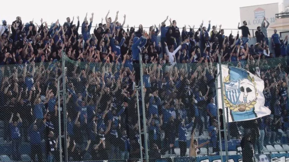 "Δεν εκπροσωπούμαστε από κανέναν..."