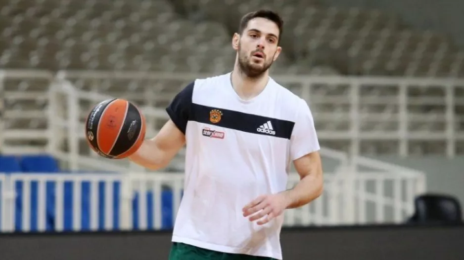 Επιστροφή Παπαπέτρου στην... 11άδα του Παναθηναϊκού ύστερα από 58 ημέρες